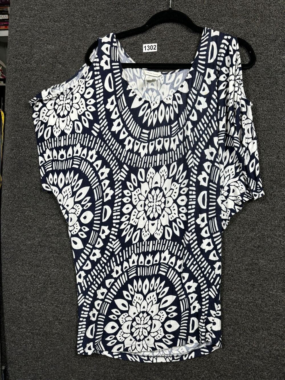Triana Turk OverSized Shirt Womens Size S Black White Shoulder Opening Cover Up